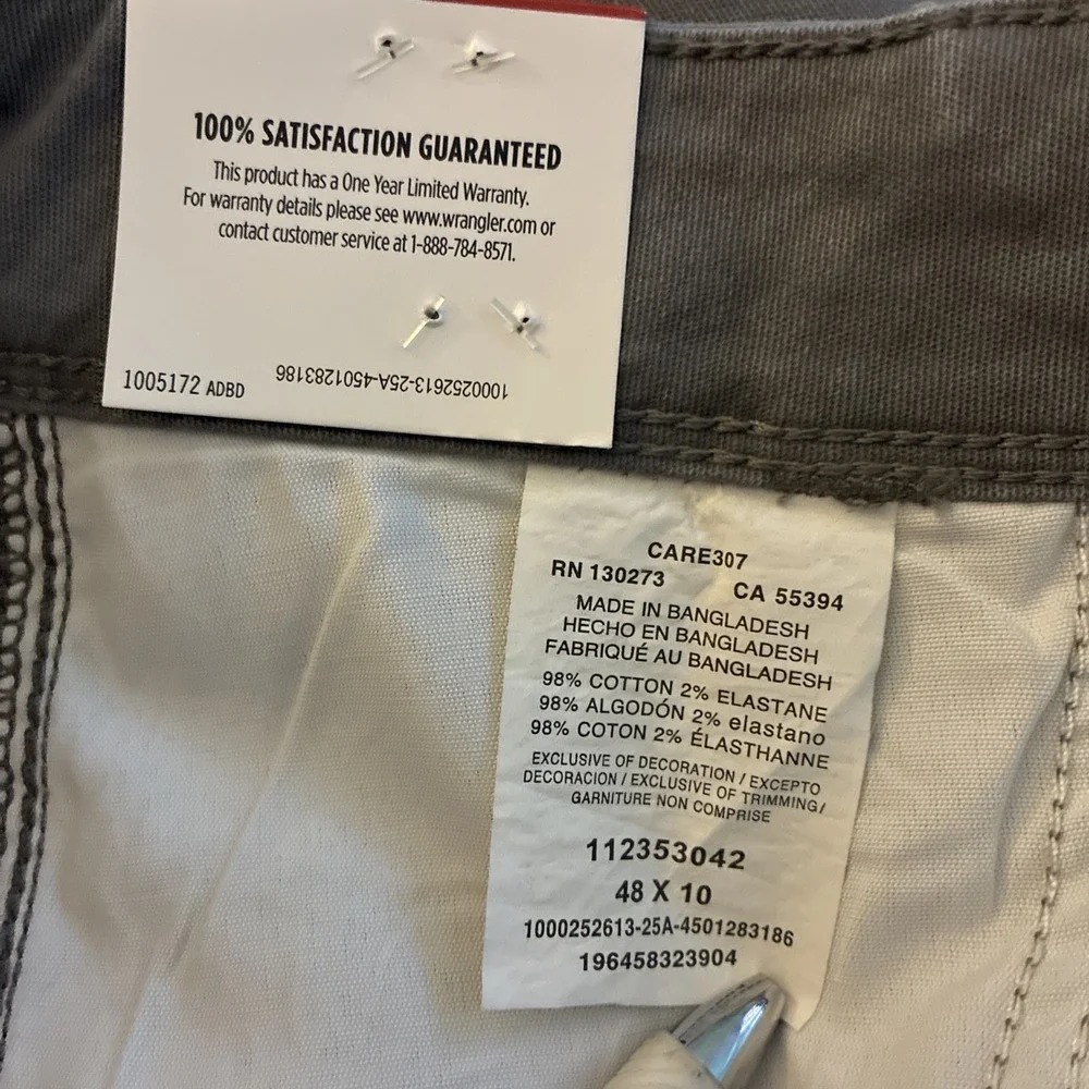 Wrangler Cargo Shorts Mens 48 Relaxed Fit Cotton Gray Outdoors Trail Casual NEW - Picture 16 of 16